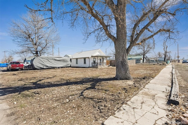 view of front of house featuring covered porch