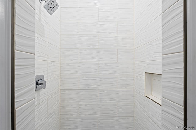 6532 S Tempe St, Aurora, CO 80016 - bathroom view of tiled shower