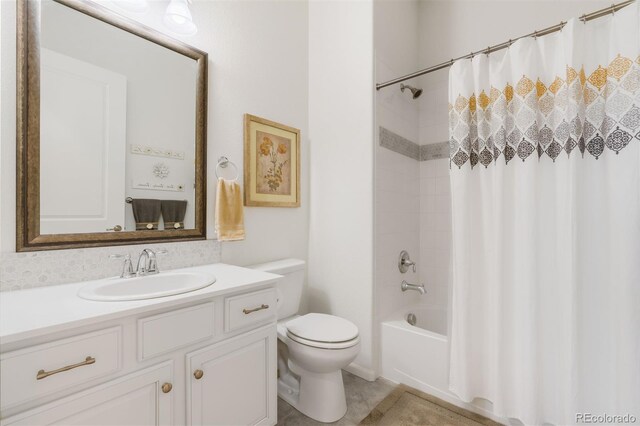 25049 E Alder Dr, Aurora, CO 80016 - bathroom with toilet, vanity, and shower / bath combo