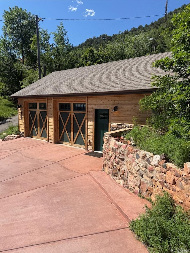 903 High Rd, Manitou Springs, CO 80829 - view of garage