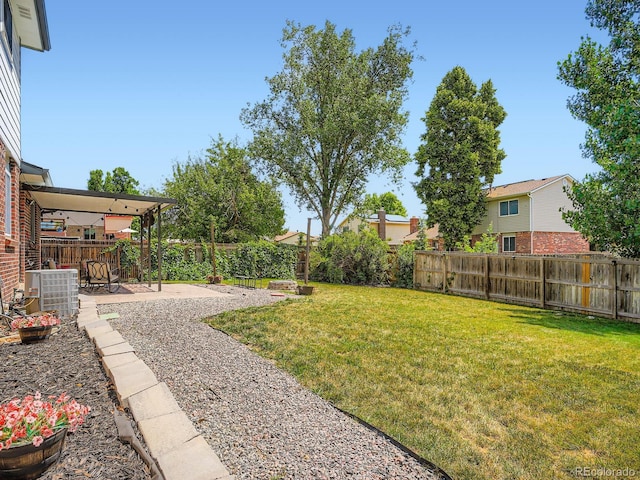 7520 Braun Ct, Arvada, CO 80005 - fenced backyard with a patio