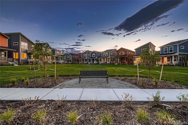 6309 N Hanover St, Denver, CO 80238 - view of property's community featuring a residential view and a yard