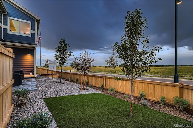 6309 N Hanover St, Denver, CO 80238 - view of yard