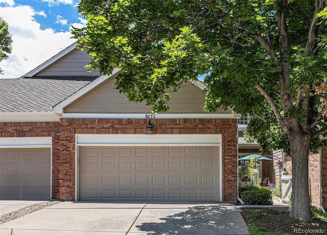 9873 Greensview Cir, Lone Tree, CO 80124 - garage with driveway