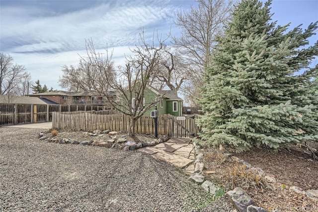 view of yard featuring a fenced front yard