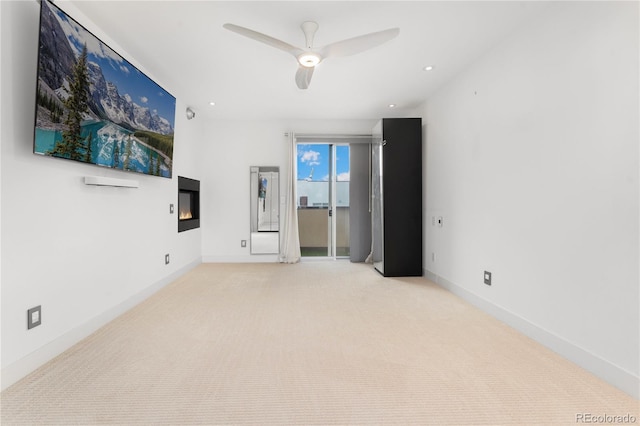 unfurnished bedroom featuring ceiling fan