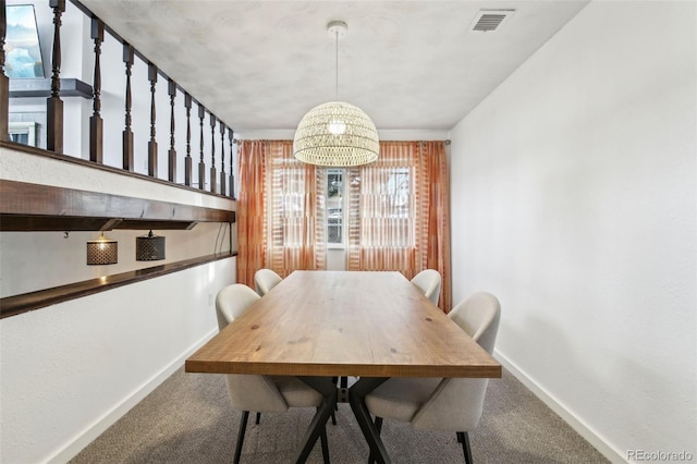 dining room with carpet