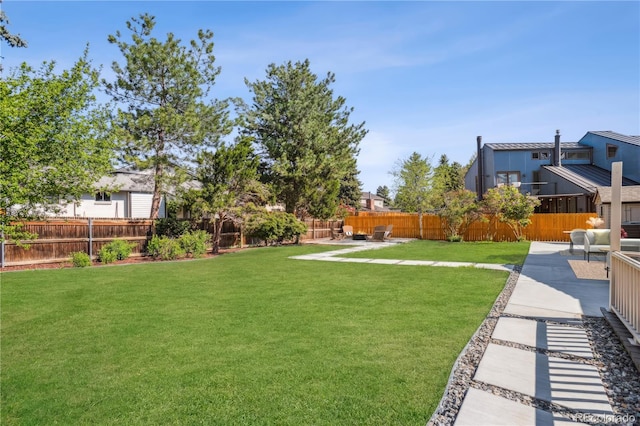 view of yard with a patio area