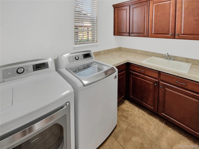 2180 Trailblazer Way, Castle Rock, CO 80109 - washroom featuring washer and dryer and cabinet space