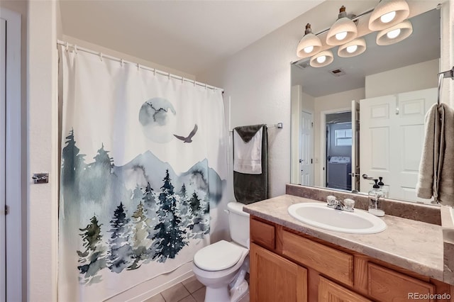 full bathroom with toilet, vanity, visible vents, tile patterned floors, and shower / bath combination with curtain