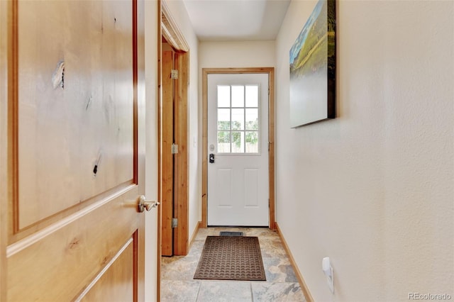 5986 Dunraven St, Golden, CO 80403 - entryway with baseboards
