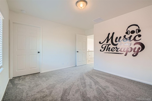 4403 Picadilly Ct, Aurora, CO 80019 - unfurnished bedroom featuring carpet floors and baseboards