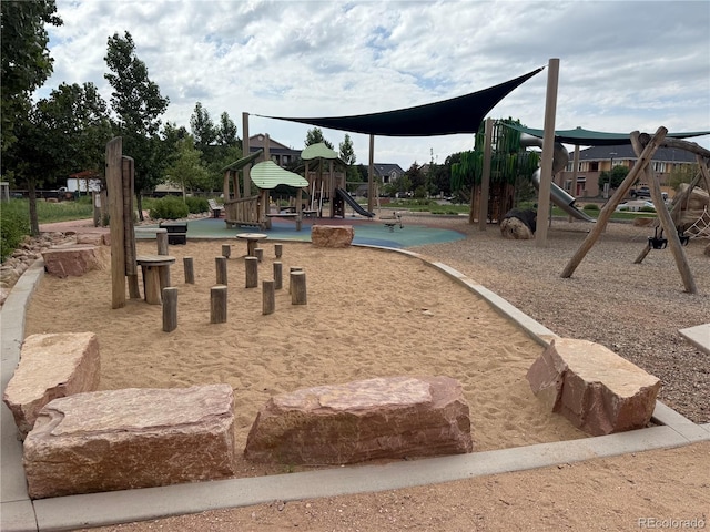 1519 S Dayton St, Denver, CO 80247 - view of community playground