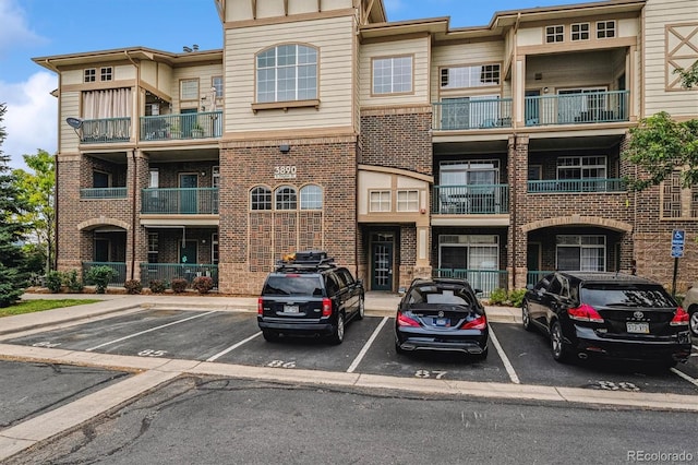3890 S Dayton St Unit 203, Aurora, CO 80014 - photo 2