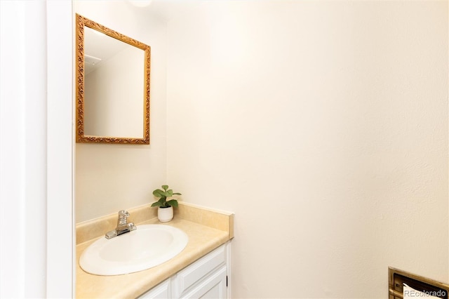 1168 E Kettle Pl, Centennial, CO 80122 - bathroom with vanity