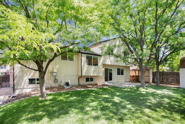 1168 E Kettle Pl, Centennial, CO 80122 - rear view of property featuring a patio area