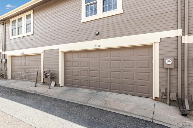 1950 S Helena St Unit D, Aurora, CO 80013 - view of garage