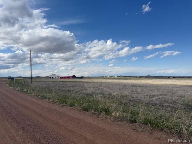 44145 E Iliff Trl, Bennett, CO 80102 - photo 4