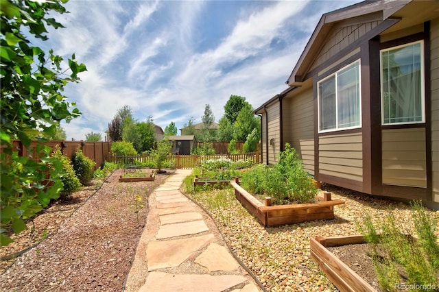 25536 E 1st Ave, Aurora, CO 80018 - view of yard featuring a garden