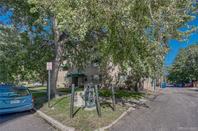 2100 N Franklin St Unit 15, Denver, CO 80205 - view of front facade