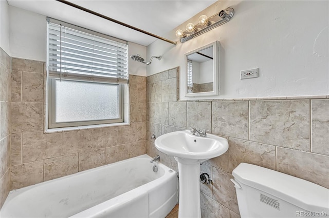 2100 N Franklin St Unit 15, Denver, CO 80205 - full bath with tile walls and toilet
