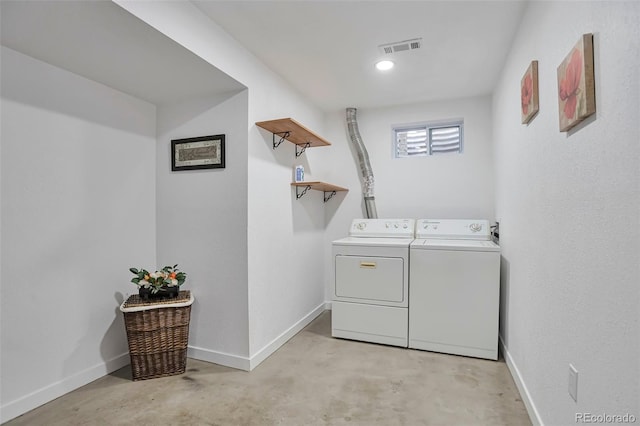 3575 S Ouray St, Aurora, CO 80013 - washroom with washing machine and clothes dryer and baseboards