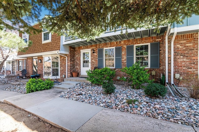 2437 E Geddes Pl, Centennial, CO 80122 - view of front facade with brick siding