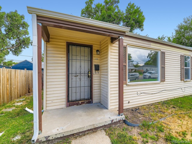 1850 W 50th Ave, Denver, CO 80221 - doorway to property