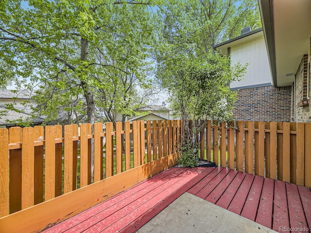 deck featuring fence