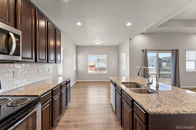 6886 Volga Dr, Colorado City, CO 80925 - photo 5