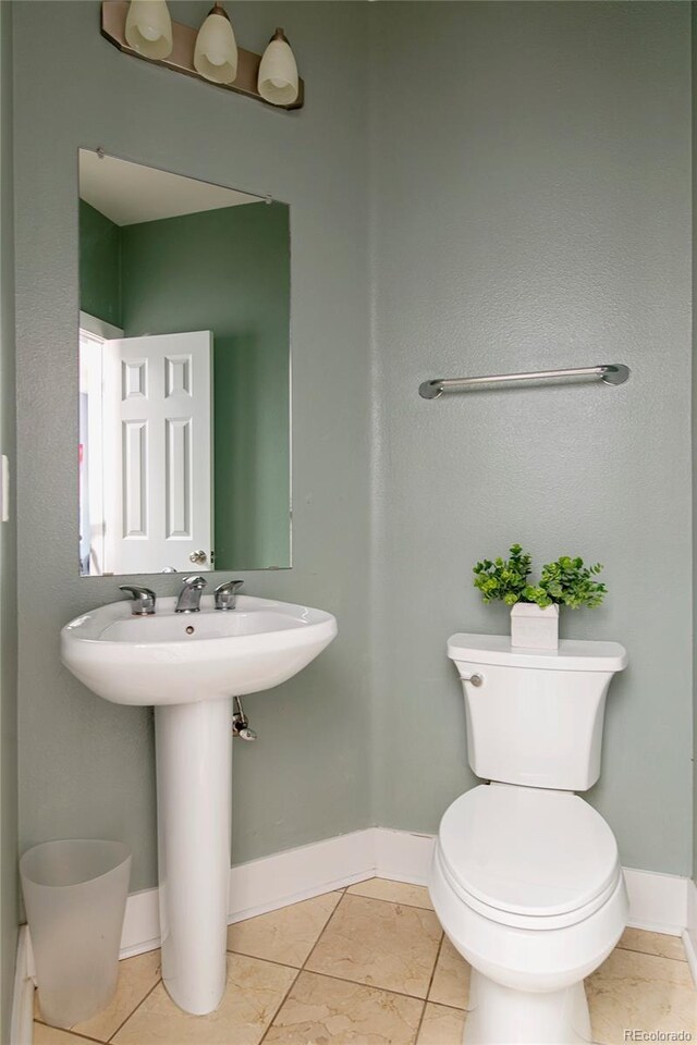 2800 Aurora Ave Unit 121, Boulder, CO 80303 - bathroom with toilet and a sink