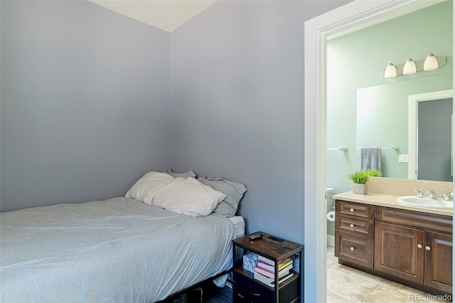 2800 Aurora Ave Unit 121, Boulder, CO 80303 - bedroom featuring a sink and lofted ceiling