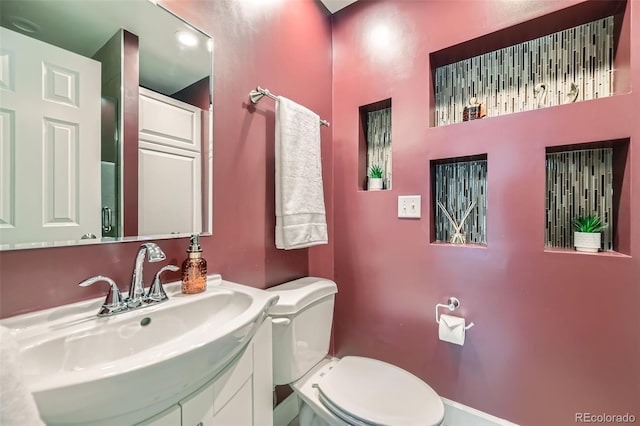 753 Pearl St, Boulder, CO 80302 - bathroom with toilet and vanity