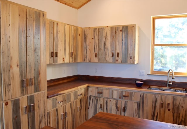 59 Whip Way, Hartsel, CO 80449 - kitchen with a sink
