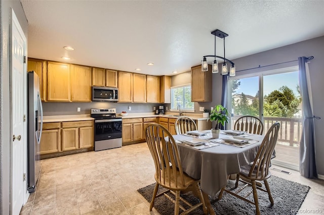 7114 Brittany Dr, Fort Collins, CO 80525 - photo 9