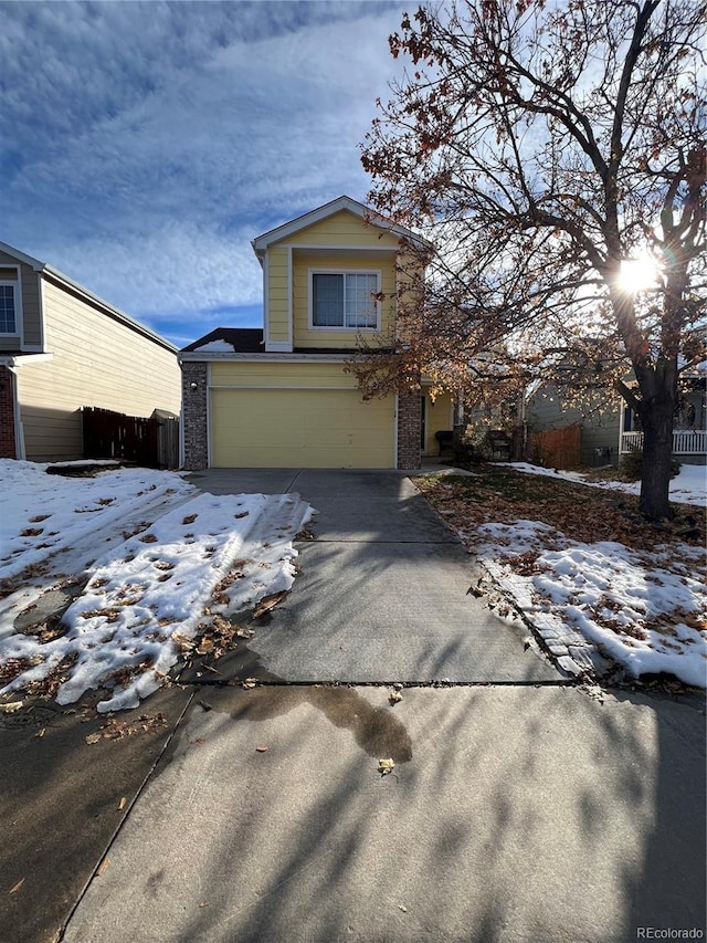 view of front facade featuring a garage