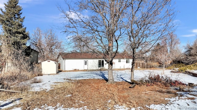 exterior space featuring a storage shed