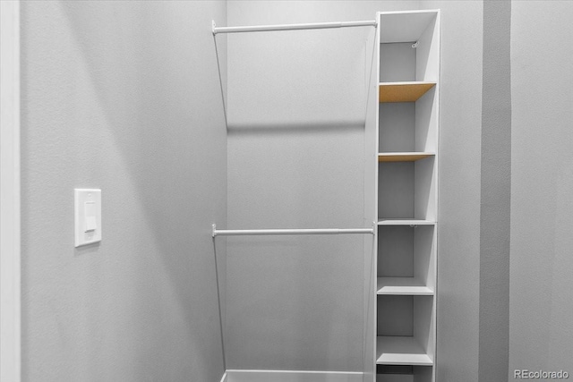 813 E B St, Pueblo, CO 81003 - view of closet