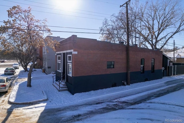 813 E B St, Pueblo, CO 81003 - view of snow covered exterior