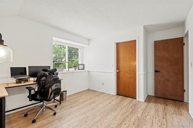 18965 Kelly Pl, Denver, CO 80249 - photo 32