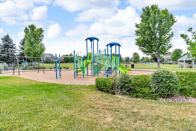 404 N De Gaulle Ct, Aurora, CO 80018 - photo 34