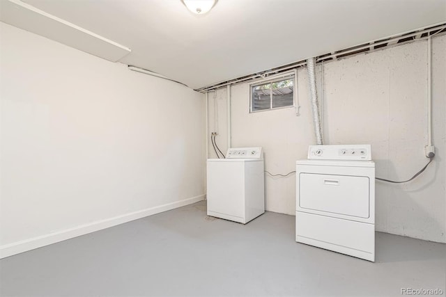 1331 Xanadu St, Aurora, CO 80011 - washroom with washing machine and clothes dryer