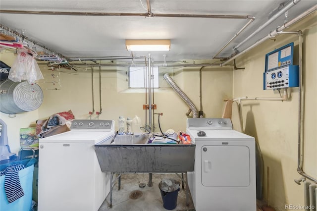 1475 S Monaco St Parkway, Denver, CO 80224 - laundry area featuring washer and dryer