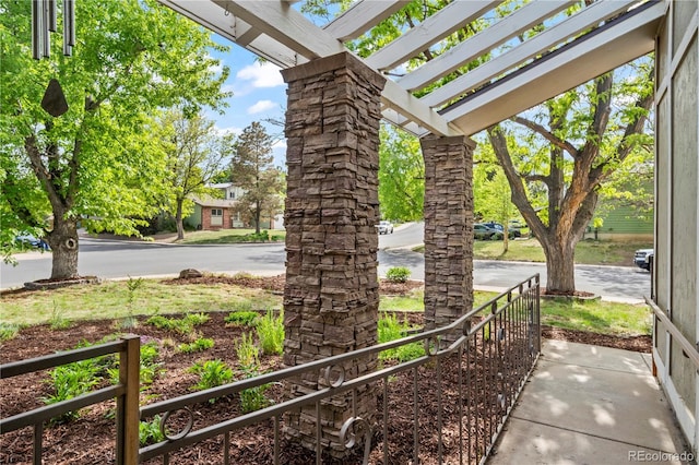 2090 S Fairplay St, Aurora, CO 80014 - view of yard featuring a porch and a pergola