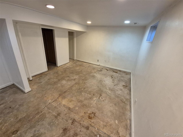 3984 S Pitkin Way, Aurora, CO 80013 - finished basement featuring baseboards and recessed lighting