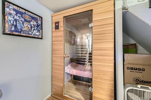 8758 S Murphy Gulch Rd, Littleton, CO 80127 - sauna featuring a textured wall