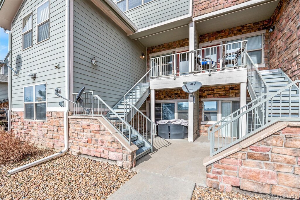 2541 S Bahama Cir Unit D, Aurora, CO 80013 - property entrance featuring a patio