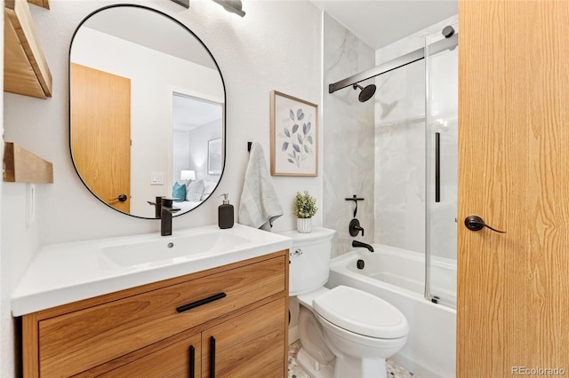 517 Chiswick Cir, Highlands Ranch, CO 80126 - full bath with vanity and enclosed tub / shower combo