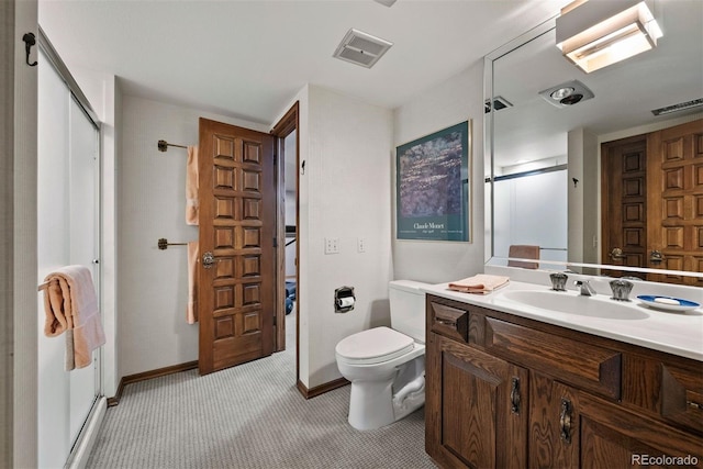 full bathroom featuring baseboards, visible vents, toilet, an enclosed shower, and vanity