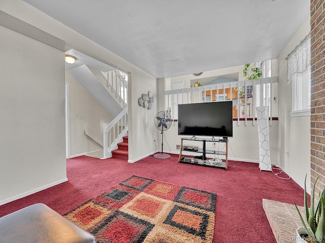 778 S Fairplay Ct, Aurora, CO 80012 - living area featuring carpet floors, stairway, and baseboards